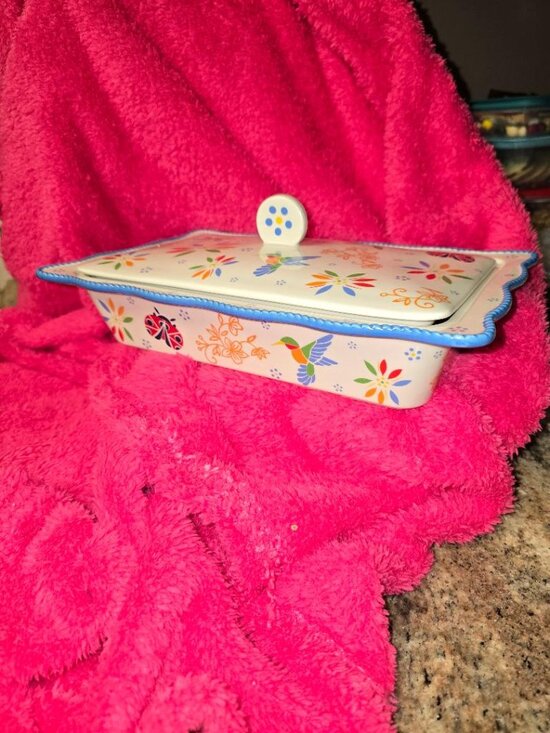 Temptations Other - Temp-tations 1.5qt Casserole Dish & Oven Proof Lid - Seasonal Garden NEW